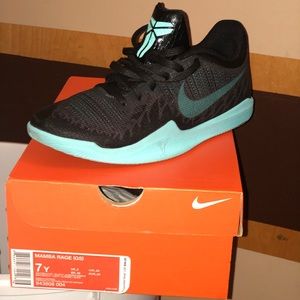 Mamba Rage Nike basketball shoes